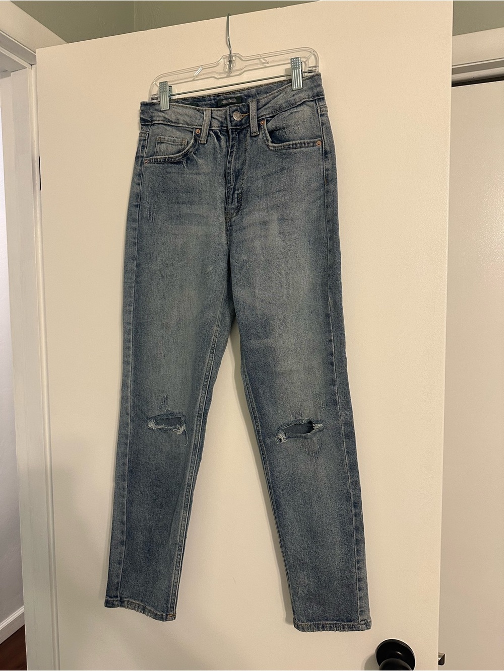 Wild Fable Distressed Highest Rise Mom Jeans, Size 00, Gently Worn